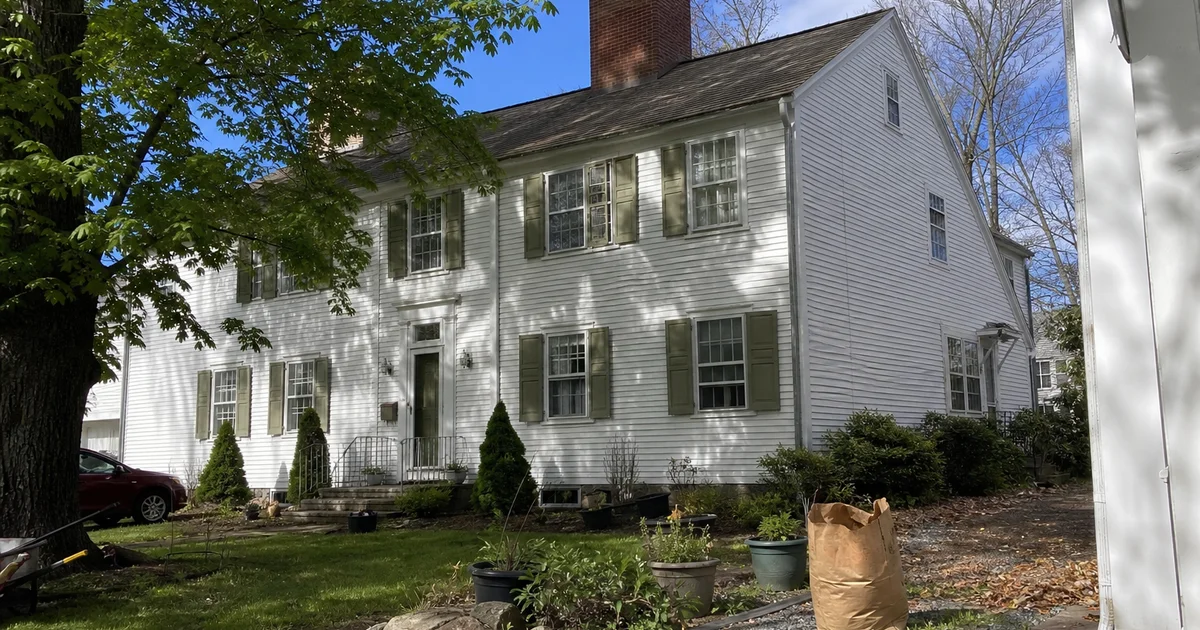 Historic colonial home in Old Wethersfield with a rebuilt brick chimney